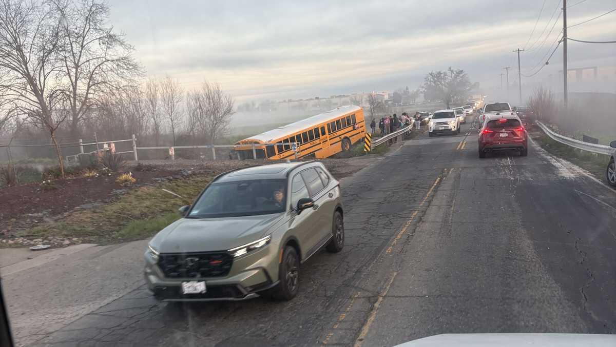 School bus with students crashes into creek in Sacramento