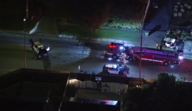 3 LAPD officers hospitalized after patrol cars collide during pursuit in San Fernando Valley