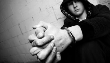 Teen Boy Remains in Custody for Alleged Smash-and-Grab at Anaheim Jeweler