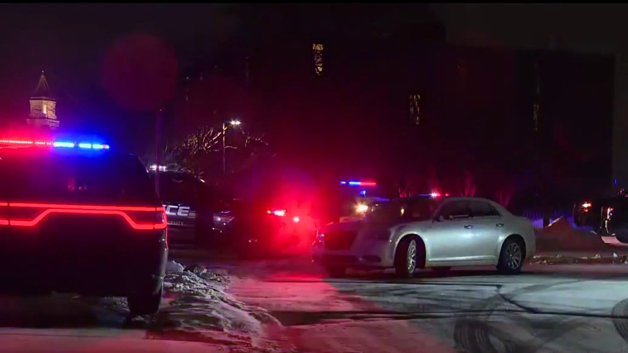 Two suspects on the run after stabbing at Oakland University
