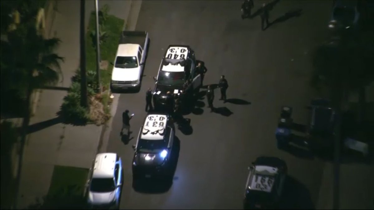 1 killed, 1 hurt in South LA shooting – NBC Los Angeles