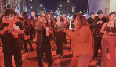 Super Bowl crowds boost Bay Area businesses, but some feel left out