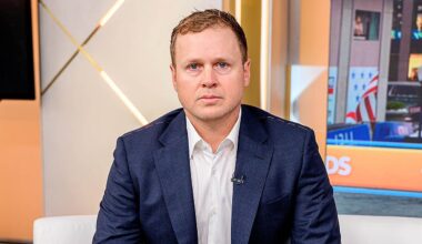 Spencer Pratt addresses ICE concerns at Los Angeles mayor campaign rally