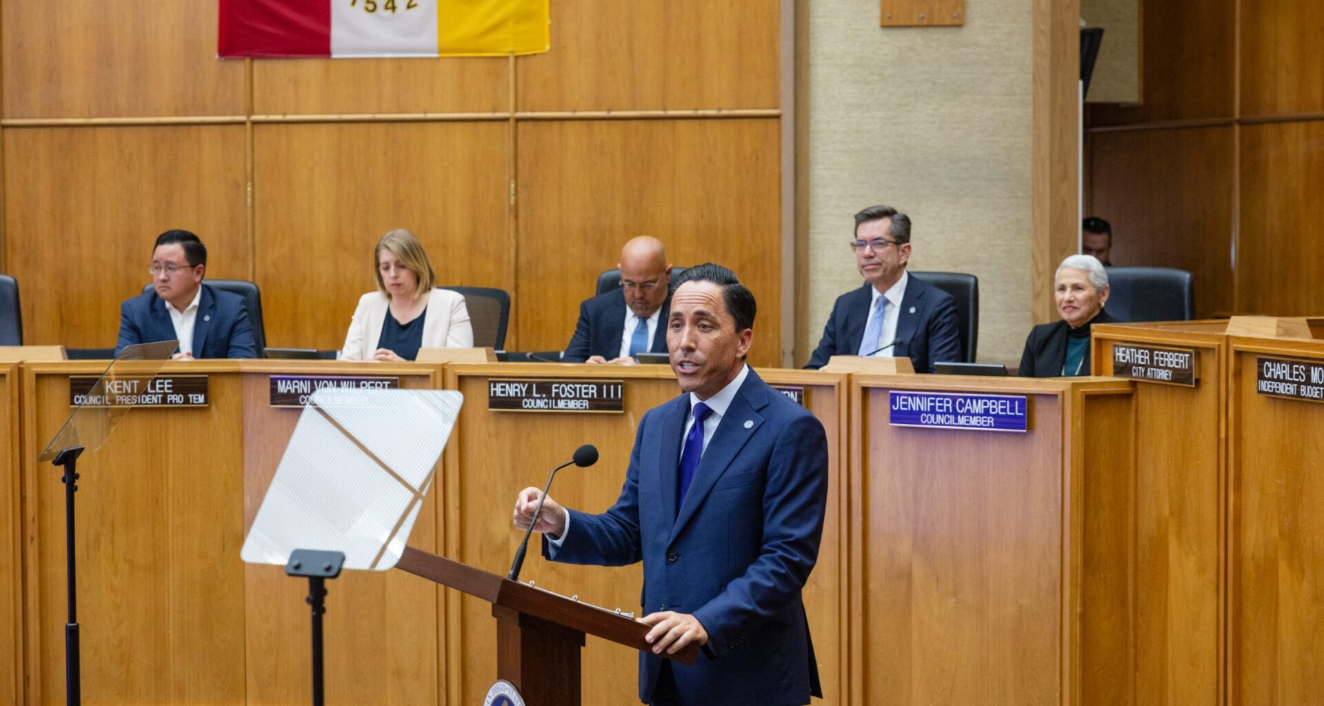 A Councilmember Wants to Reduce Mayor's Power