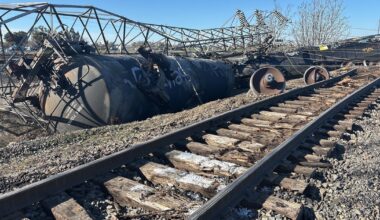 After Stockton derailment, California lawmaker pushes for tougher rail safety rules