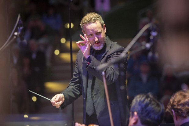 Mainly Mozart Music Director Michael Francis leads an All-Star Orchestra Festival concert at the Epstein Family Amphitheater at UC San Diego in La Jolla (J. Kat Photo)