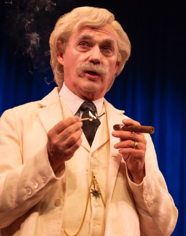 Richard Thomas performs the one-man show "Mark Twain Tonight" on Thursday at San Diego's Balboa Theatre. (T Charles Erickson)
