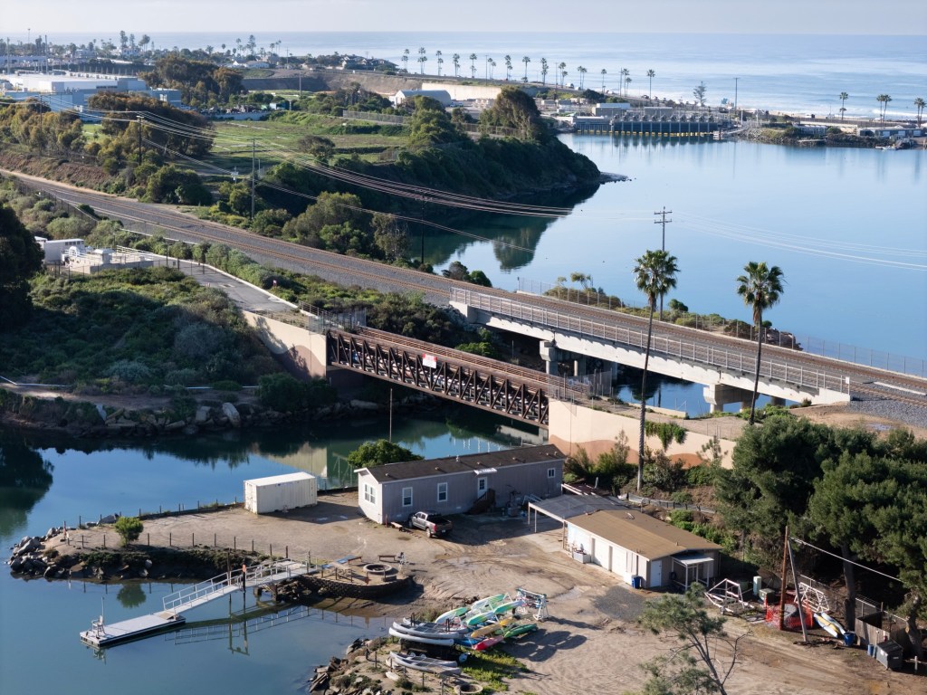 Agua Hedionda span was built about a decade ago to carry water and sewer utility lines