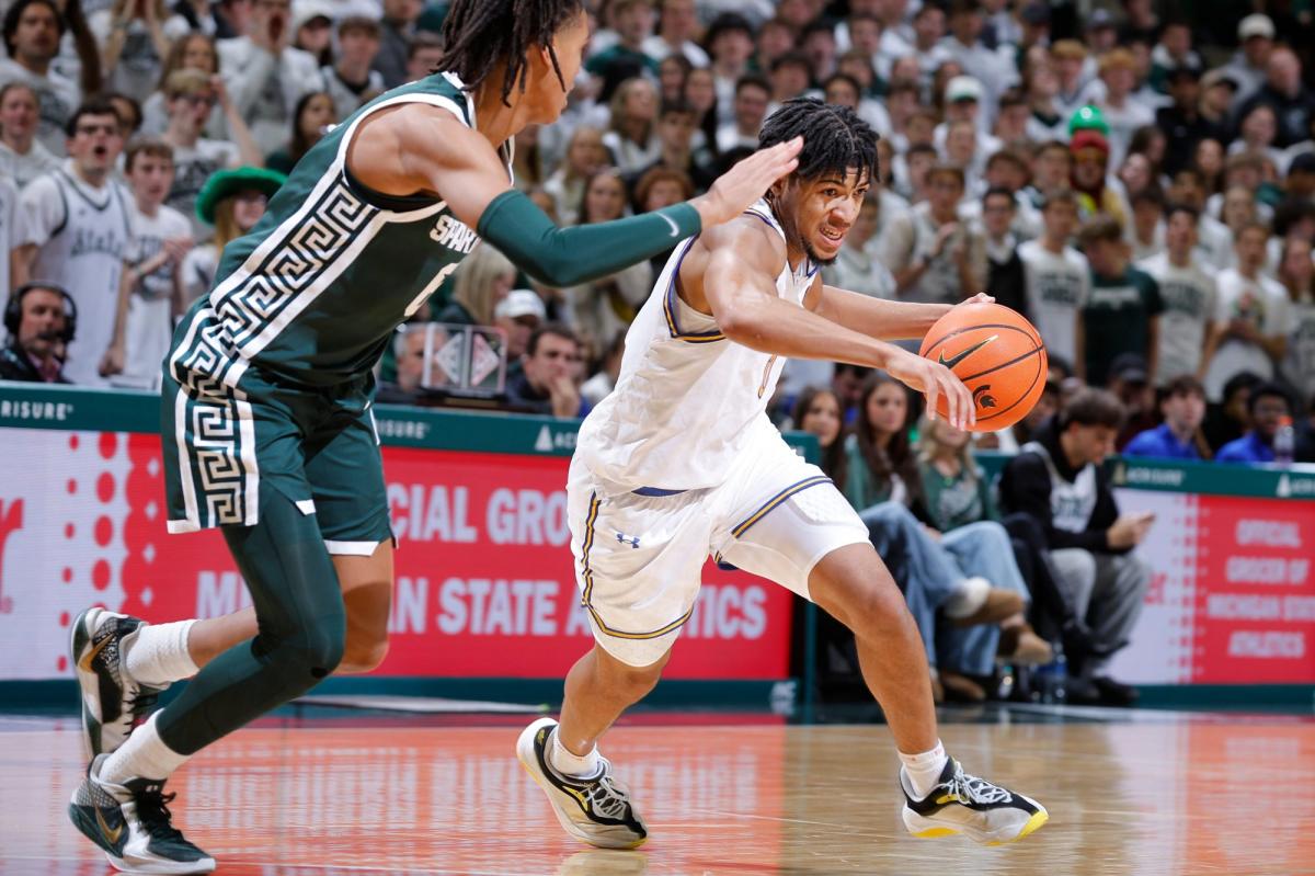 College basketball picks, best bets