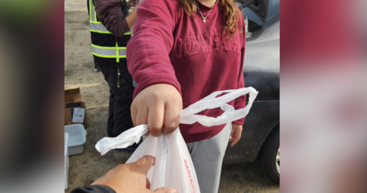 Bakersfield Burrito Project continues feeding hope