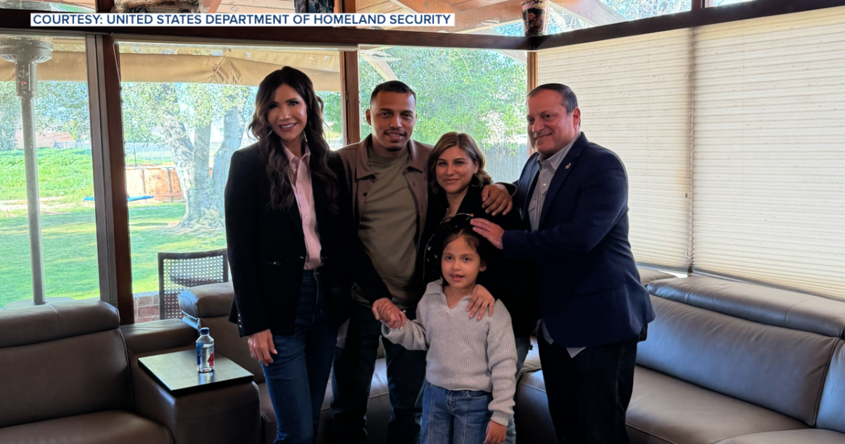 Security Secretary Kristi Noem Visits Bakersfield “Angel Family”