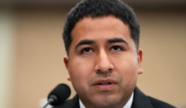 Immigration judge dismisses deportation case for Mexican father of 3 US Marines