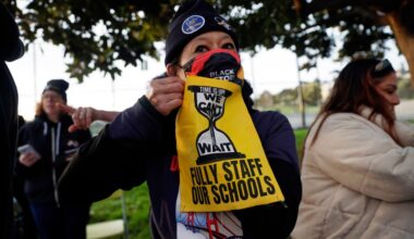 San Francisco teachers go on strike for first time in decades