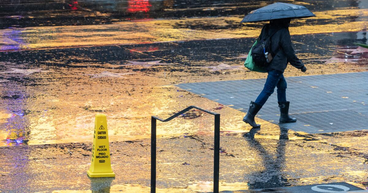 California storm closes roads, triggers flash flood warnings. Here's how long it will last