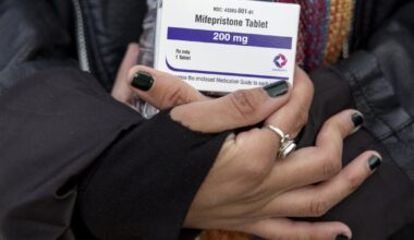 California doctor sent abortion pills to Texas woman. Under a new law, her boyfriend is suing