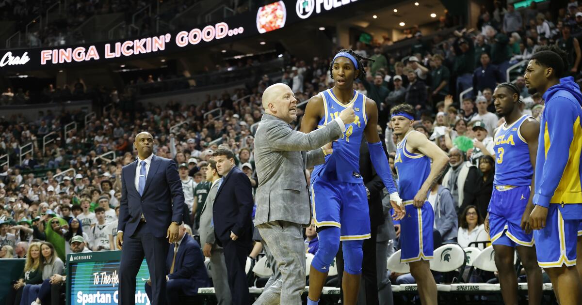 UCLA basketball coach Mick Cronin apologizes for ejecting player