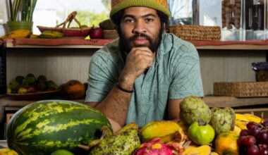 Fresh produce, vegan food and juice at Crenshaw Food Hub in South L.A.