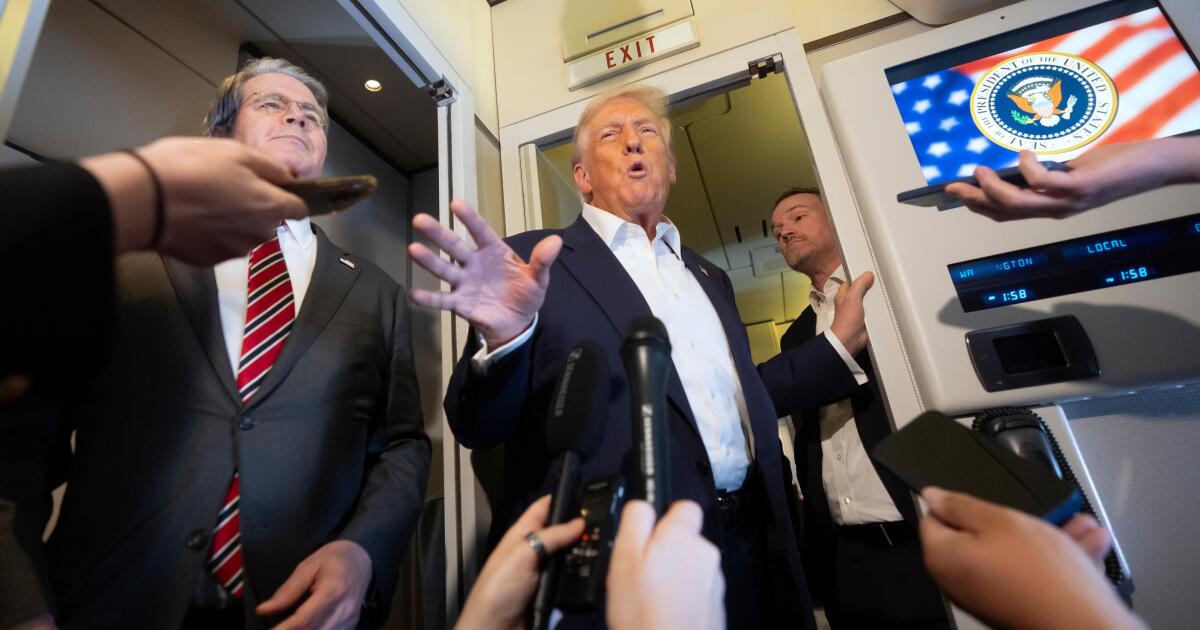 Column: Trump's attacks on journalists are just tired political theater