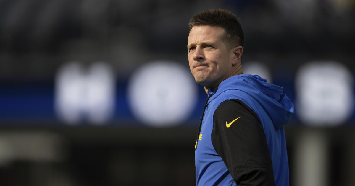 Cardinals hire Rams offensive coordinator Mike LaFleur as head coach