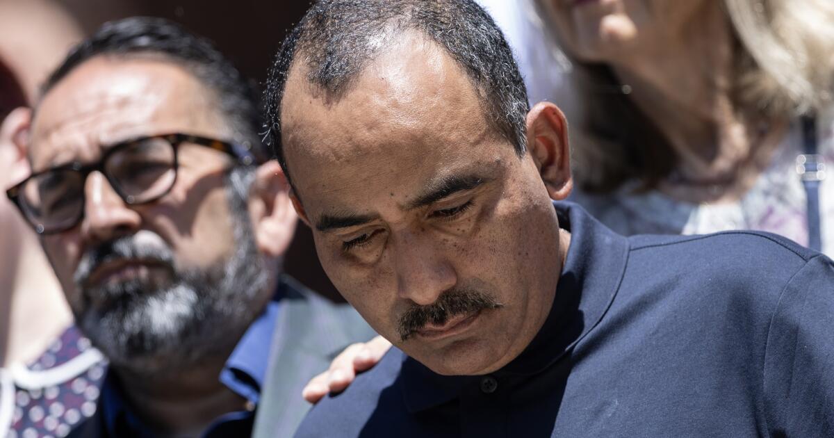 Mexican father of 3 U.S. Marines in California gets deportation reprieve