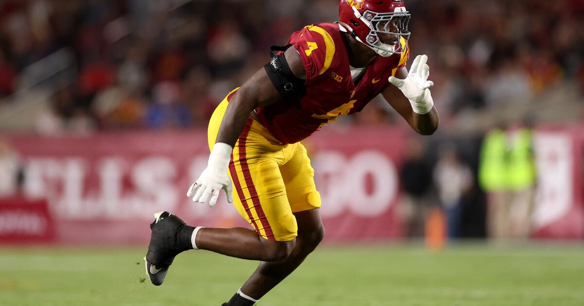 10 more notes, quotes and things to know ahead of USC spring football