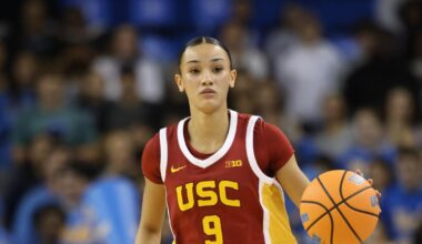 'She’s unique.' Jazzy Davidson helps USC climb out of early hole and win fifth in a row