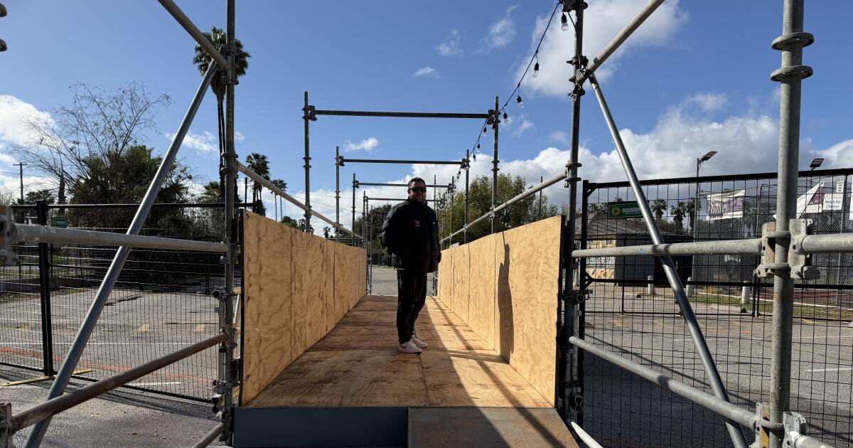 Councilmember aims to help fix fire damage at Franklin Fields