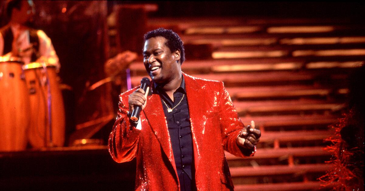 Rock & Roll Hall of Fame noms: Luther Vandross, Phil Collins, Shakira