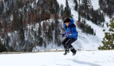 Rainy misery in L.A. offers hope in the form of snow in Wrightwood