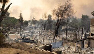 L.A. County prosecutors probing whether Edison should be criminally prosecuted for Eaton fire