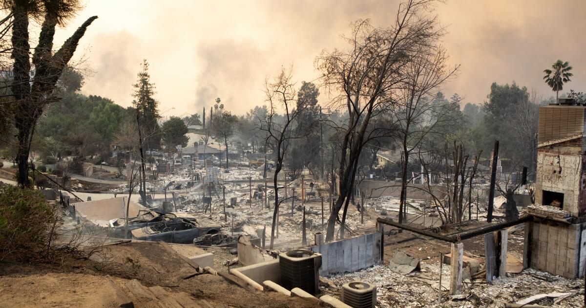 L.A. County prosecutors probing whether Edison should be criminally prosecuted for Eaton fire