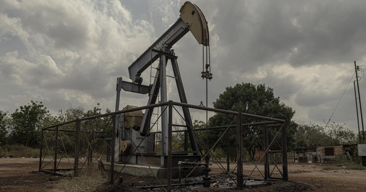 Venezuela's oil industry is in ruins. Reviving it won't be easy