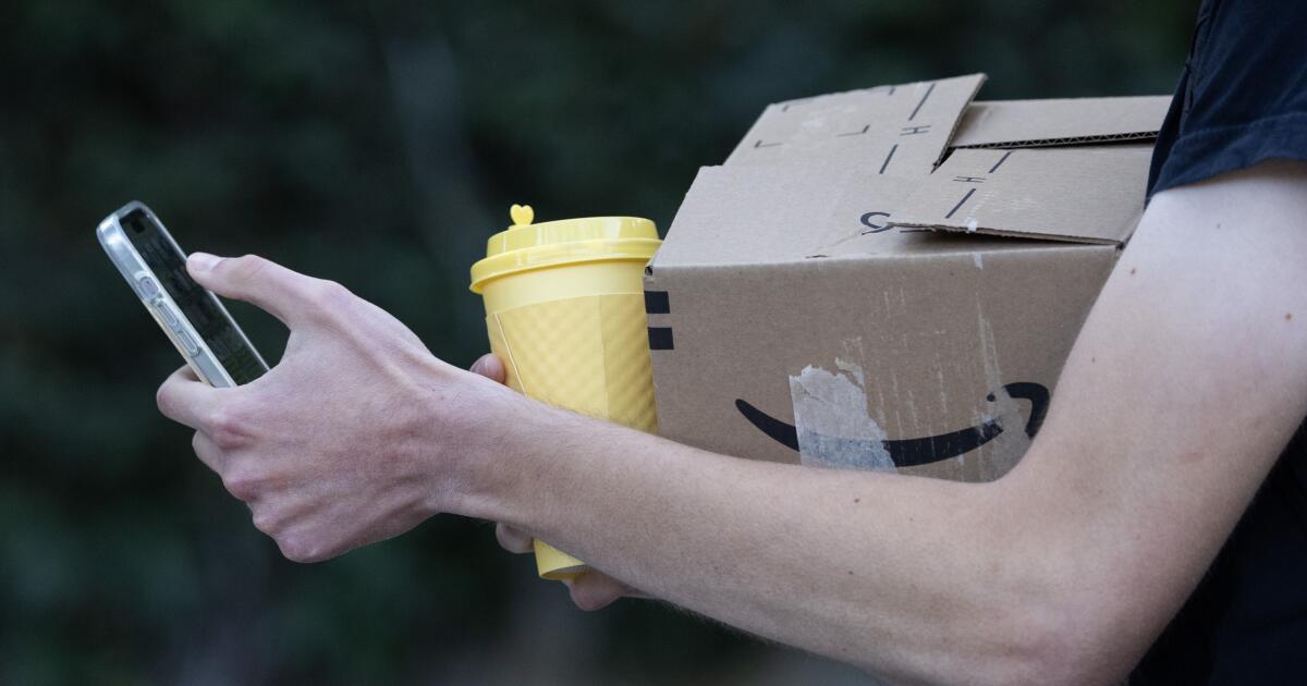 Influencers want to adopt the 'analog lifestyle' for 2026. Here's how to join them