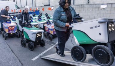 As robots hit the streets, they’re creating a hot new job