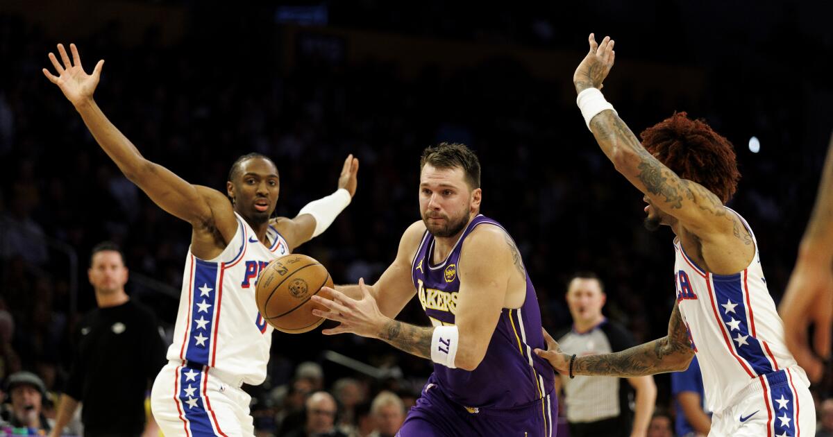 Luka Doncic leaves game with possible leg injury as Lakers beat 76ers