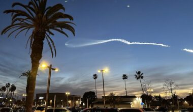 Southern California sky is lit up by Valentine's Day SpaceX launch