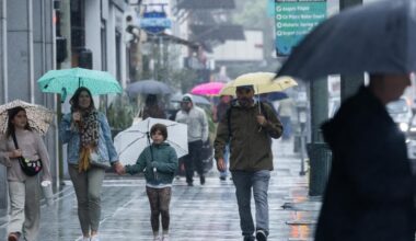 L.A.'s warm stretch to end; cooler weather and showers are on the way, forecasters say