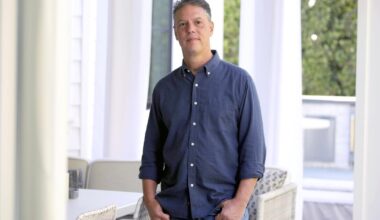 Tech entrepreneur enters L.A. mayor's race as deadline nears