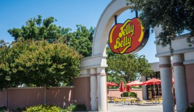 Jelly Belly to lay off close to 70 employees in California