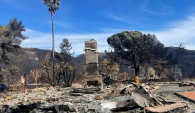 California bill would make fossil fuel companies help pay for rising insurance costs