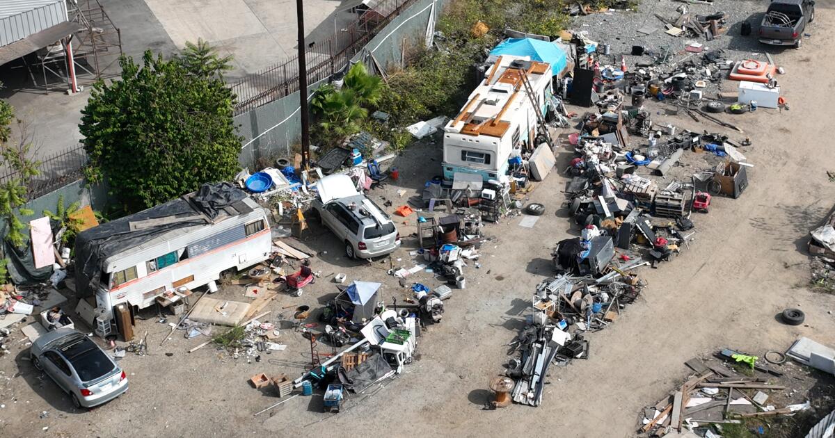 L.A. wanted to dismantle homeless RVs. A judge just shut that down
