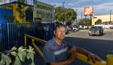 Rally held for L.A. day labor center amid disputed eviction threat