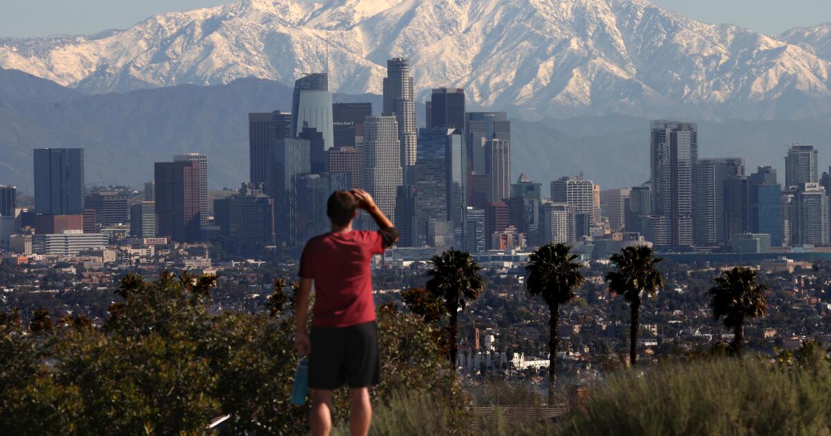 Possible record breaking heat to sweep across SoCal on Friday