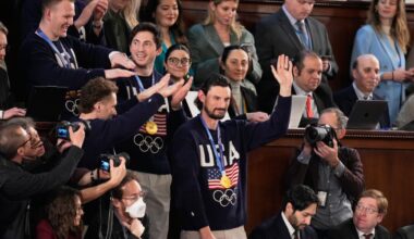 Team USA hockey goalie awarded Presidential Medal of Freedom