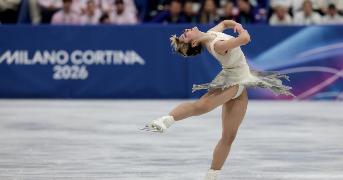 U.S. takes early lead in Olympic figure skating team competition