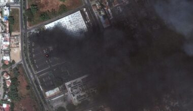 Californians 'hunkering down' in Puerto Vallarta after cartel violence