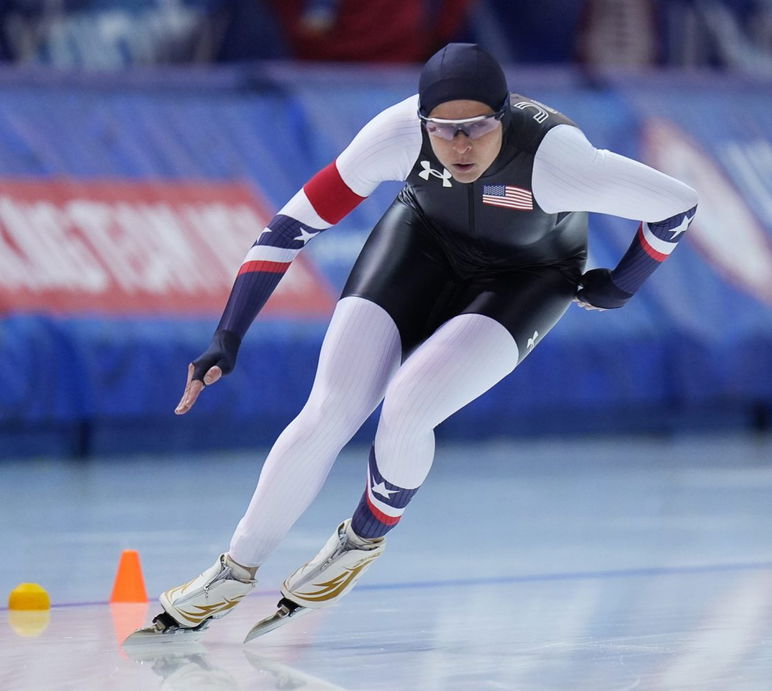 Brittany Bowe competes in the women's 1,000 meters during the U.S. Olympic long track speed skating Olympic team trials