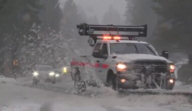 Blizzard-like conditions hit Big Bear as winter storm pounds Southern California