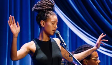 Willow Performs ‘Petal Rock Black’ at Jazzy Blue Note Debut in L.A.