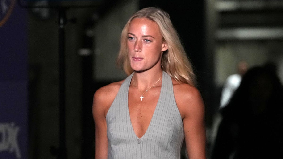 Sophie Cunningham walks into the stadium